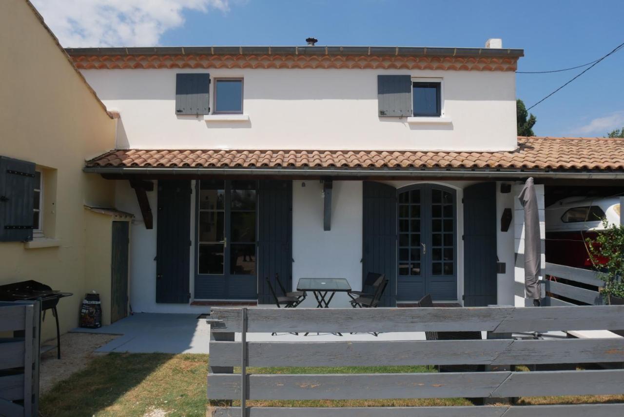 La Petite Maison Arles Exterior photo